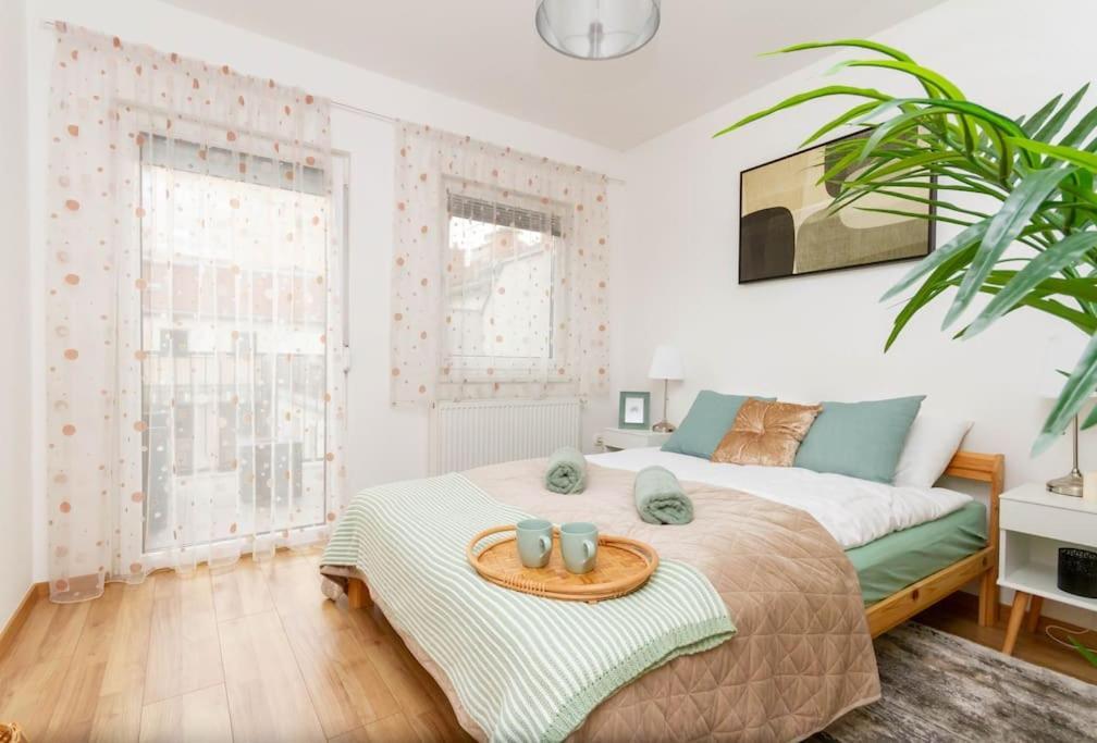 Apartmán Family Lux Lounge In Voeroesmarty Street By Nw *