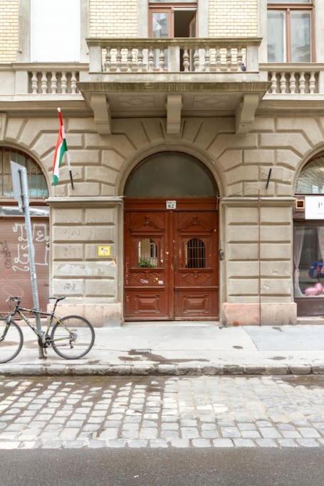 Lejlighed Family Lux Lounge In Voeroesmarty Street By Nw Budapest