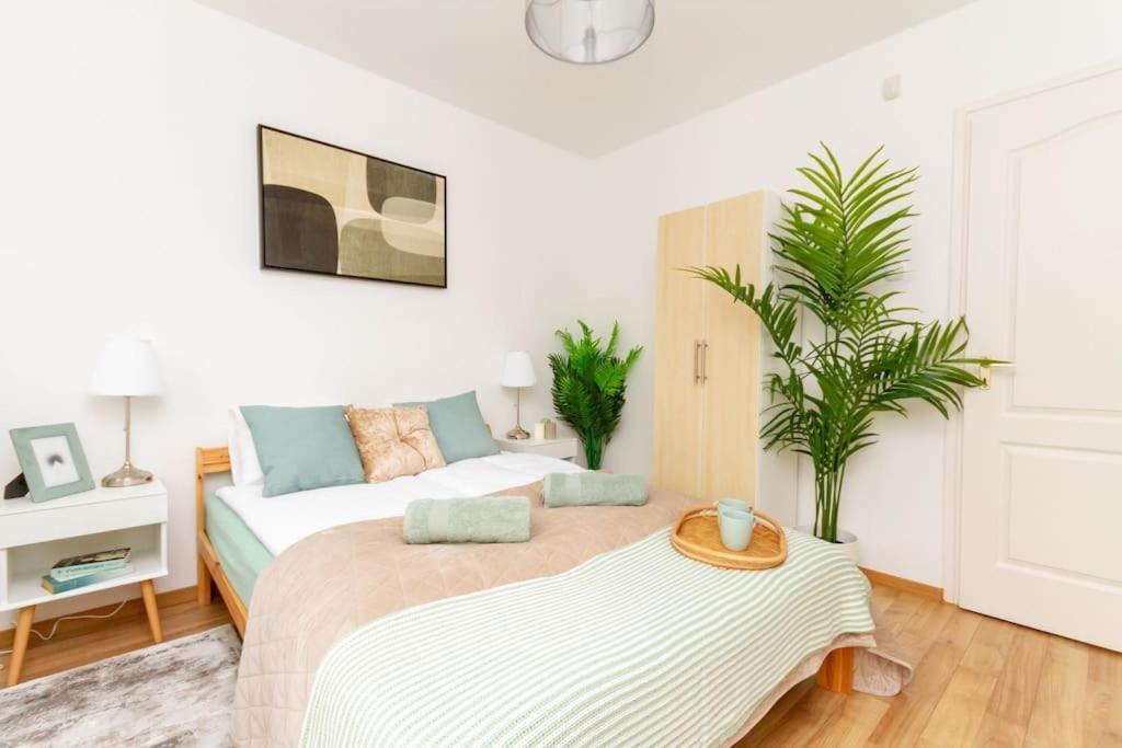 Family Lux Lounge In Voeroesmarty Street By Nw Lejlighed